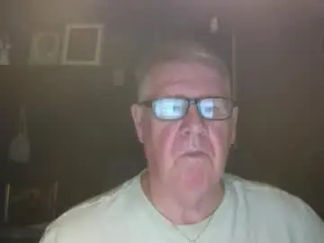 Chaturbate Free Porn Cam of bigbeerdrinker1