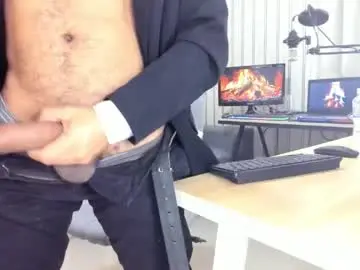 Chaturbate Live Sex Cam of cesar_dant