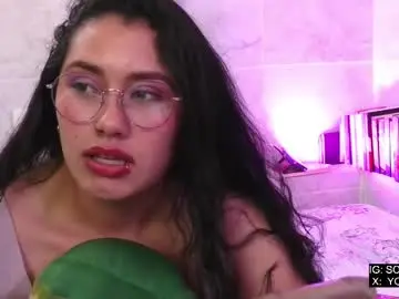 Chaturbate Free Porn Cam of lauraruiz1