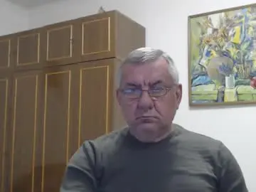 Chaturbate Watch Live Sex Cams of machomale3