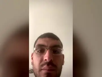 Chaturbate Live Sex Cam of malek_xarx