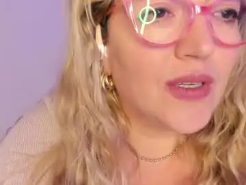 Chaturbate Sex Chat of naty__mature_