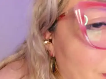 Chaturbate Live Sex of naty__mature_