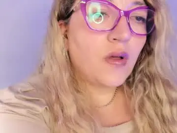 Chaturbate Sex Chat of naty__mature_