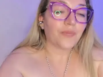 Chaturbate Nude Webcam of naty__mature_