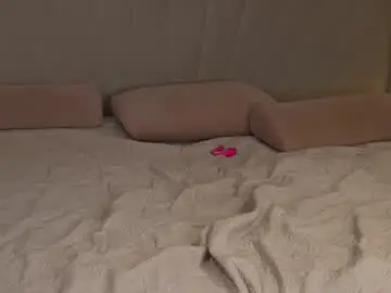 Chaturbate Free Porn Cam of bright_diamonds_054