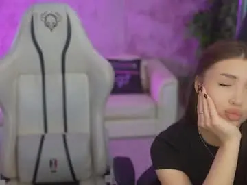 Chaturbate Free Porn Cam of bright_diamonds_054