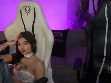 Chaturbate Nude Webcam of bright_diamonds_054