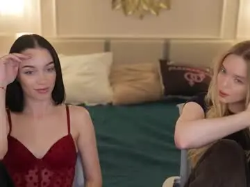 Chaturbate Free Porn Cam of bright_diamonds_054