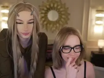 Chaturbate Live Sex Cam of bright_diamonds_054