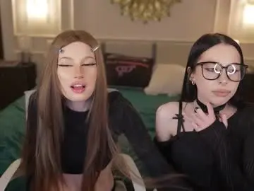 Chaturbate Nude Webcam of bright_diamonds_054