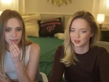 Chaturbate Live Sex Cam of bright_diamonds_054