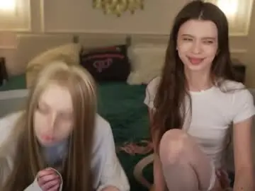 Chaturbate Nude Webcam of bright_diamonds_054