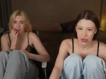 Chaturbate Adult Video Chat of bright_diamonds_054