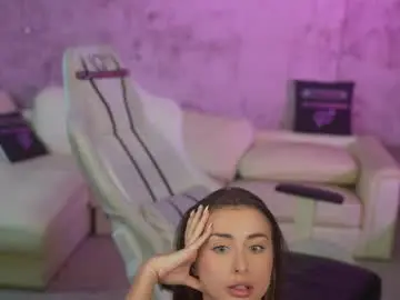 Chaturbate Live Sex Cam of bright_diamonds_054