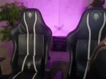 Chaturbate Free Live Porn of bright_diamonds_054