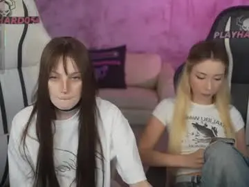 Chaturbate Live Sex Cam of bright_diamonds_054