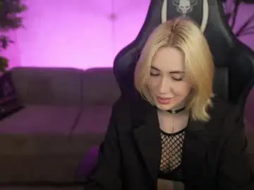 Chaturbate Adult Video Chat of bright_diamonds_054