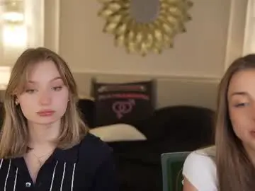 Chaturbate Best live sex cam show of bright_diamonds_054