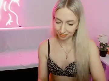 Chaturbate Free Live Porn of cute_smile_shy
