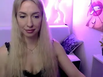 Chaturbate Adult Webcam of cute_smile_shy