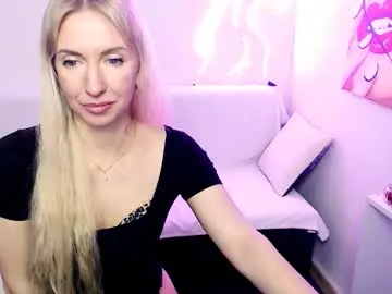 Chaturbate Adult Webcams of cute_smile_shy