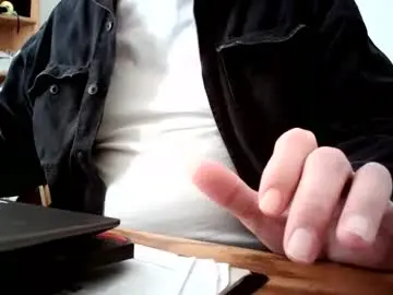 Chaturbate Nude Webcam of fatbellyitalian3