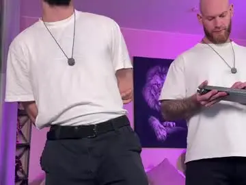 Chaturbate Live Sex Cam of firebeard_