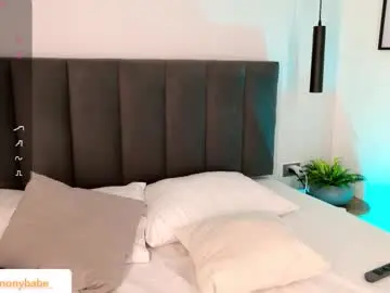 Chaturbate Sex Cam of harmonybabe_