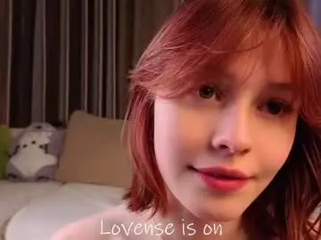 Chaturbate Live Sex Cam of krissyhei