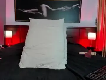 Chaturbate Sex Chat of miamarin_hot