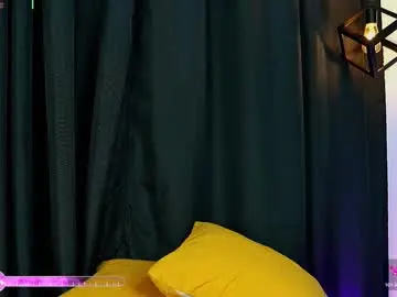 Chaturbate Live Sex Cam of sofi_lovely_