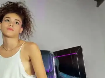 Chaturbate Nude Webcam of tatianasmith_69