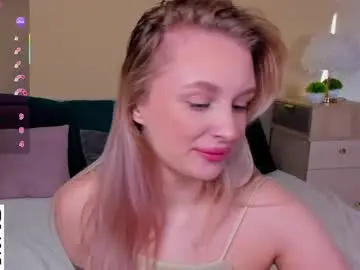 Chaturbate Live Sex Cam of kiraruiz