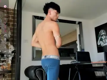 Chaturbate Live Sex Cam of pretur_crubaa