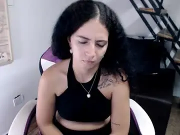 Chaturbate Live Sex Cam of samantha2girl