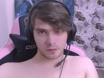 Chaturbate Free Porn Cam of dmitryromanov