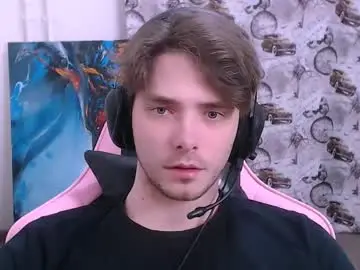 Chaturbate Free Porn Cam of dmitryromanov