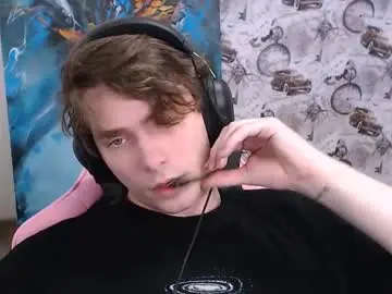 Chaturbate Free Porn Cam of dmitryromanov