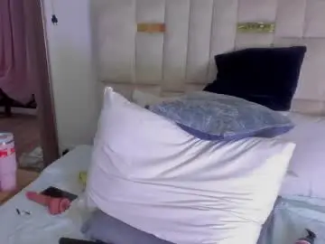 Chaturbate Free Live Porn of halie728