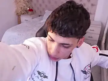 Chaturbate Free Porn Cam of jhoanleandro