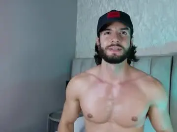 Chaturbate Free Live Porn of luciano_ferrer