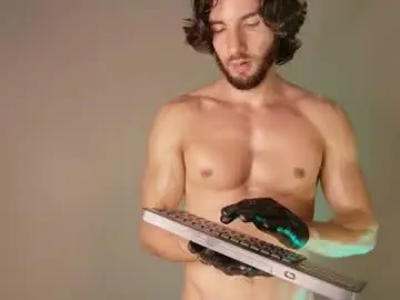 Chaturbate Free Live Porn of luciano_ferrer