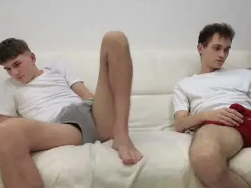 Chaturbate Sex Chat of reeves_bae