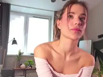 Chaturbate Sex Cam of clotildemoellers