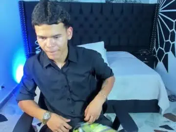 Chaturbate Live Sex of dylanroyce_