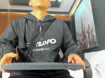 Chaturbate Best live sex cam show of dylanroyce_