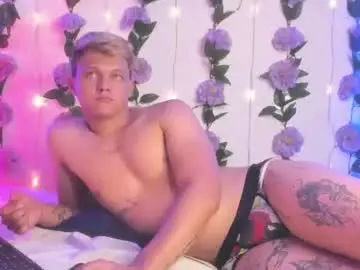 Chaturbate Sex Chat of izan_02