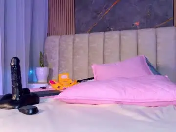 Chaturbate Live Sex Cam of muriel_belovv