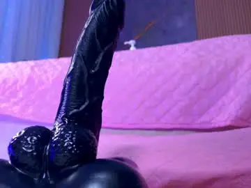 Chaturbate Sex Cam of muriel_belovv